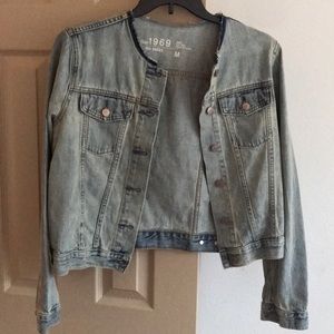 Collarless Jean jacket